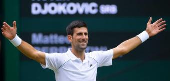 Djokovic firar