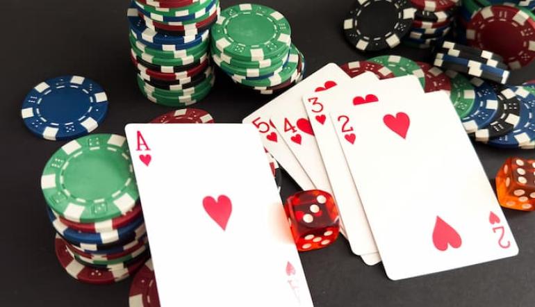 Poker blindar