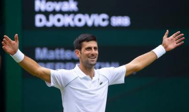 Djokovic firar