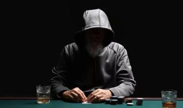  Dan Bilzerian: Vad hände, pokerresultat, verklig förmögenhet 
